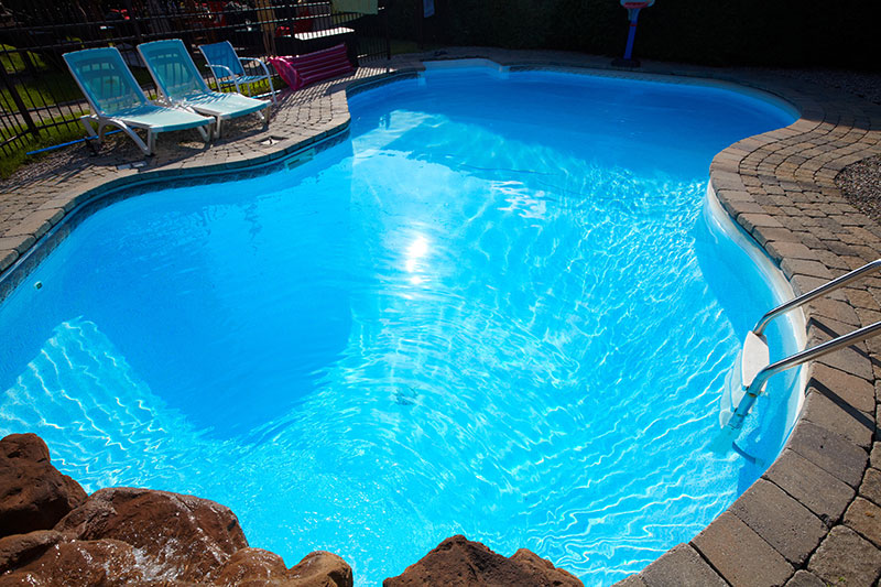 swimming pool heated by hot water heat pump